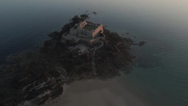 Fort Petit Saint Malo Bretanha França Topo Aéreo Para Frente — Vídeo de Stock