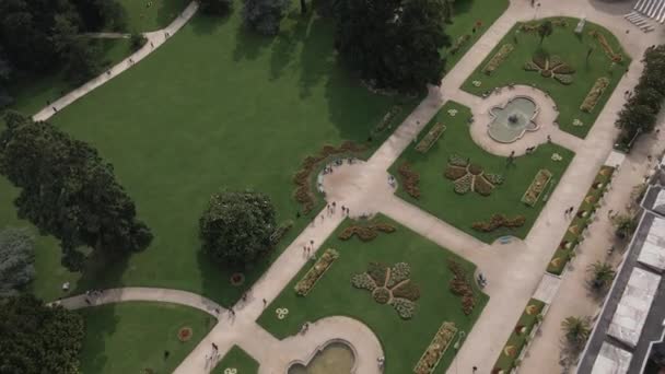 Brunnen Und Blumenbeete Den Thabor Gärten Rennes Frankreich Luftaufnahme Von — Stockvideo