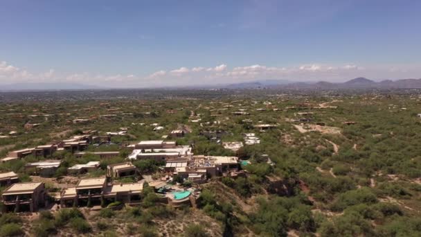 亚利桑那州图森市加泰罗尼亚山麓的空中景观 — 图库视频影像