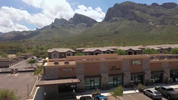 Einkaufszentrum Oro Valley Bei Tucson Arizona Drohne Steigt Mit Catalina — Stockvideo