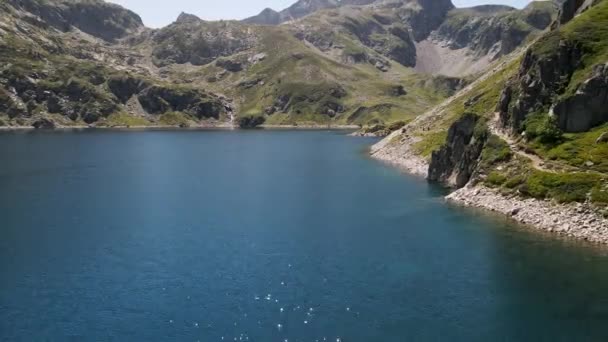France Pyrénées Artouste Station Ski Lac Dans Une Vallée Côté — Video