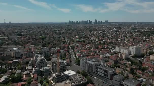 Передмісті Генневілльєрс Фінансовими Районними Хмарочосами Турне Eiffel Задньому Плані Франція — стокове відео