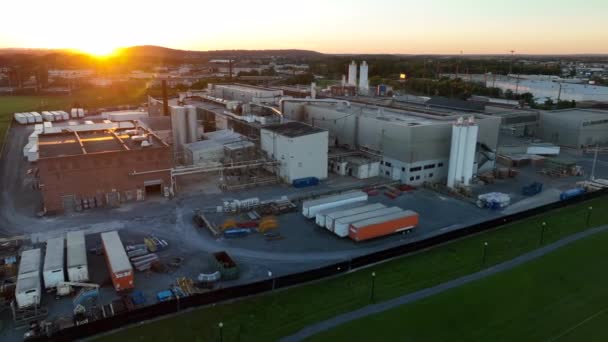 งภาพถ ายทางอากาศของโรงงาน โรงงานผล ตในอเมร — วีดีโอสต็อก