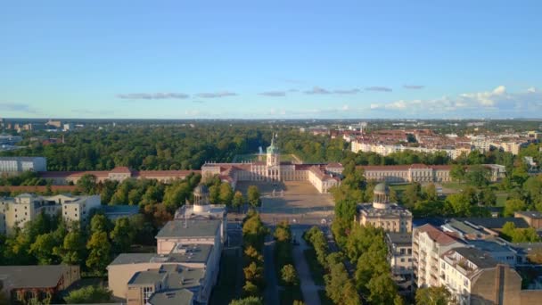 Panorama Penerbangan Pemandangan Sempurna Drone Castle Charlottenburg Berlin Jerman Pada — Stok Video
