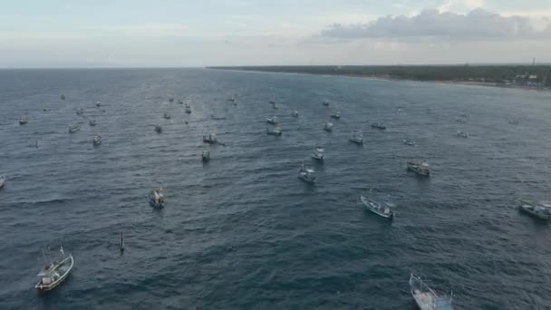 Sri Lanka Keleti Tartományában Együtt Horgonyzott Kisméretű Halászhajók Légi Felvételei — Stock videók