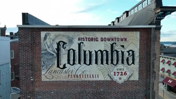 Historic Downtown Columbia Pennsylvania Lancaster County Sign Rising Aerial Reveal — Stock Video