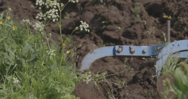 Toprakta Çalışan Çiftlik Makineleri Için Disk Küreme Çelik Alanı Görünümünü — Stok video