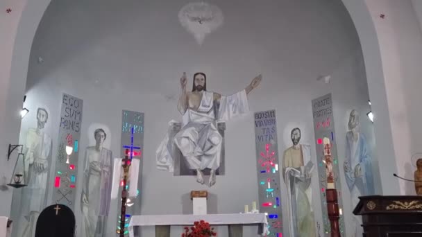 Interior Rodado Con Cristo Fondo Única Iglesia Católica Laayoune Aaiún — Vídeos de Stock