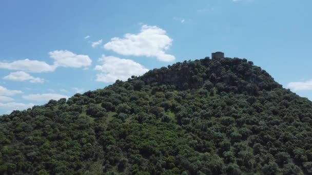Повітря Піднімається Вершину Пагорба Середньовічна Сторожова Вежа Районі Севільї Іспанія — стокове відео
