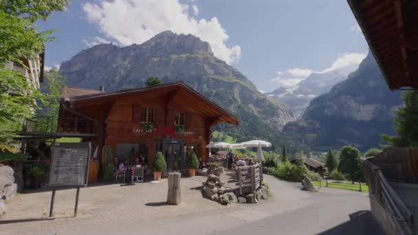 Restaurang Och Bergsutsikt Grindelwald Schweiz — Stockvideo