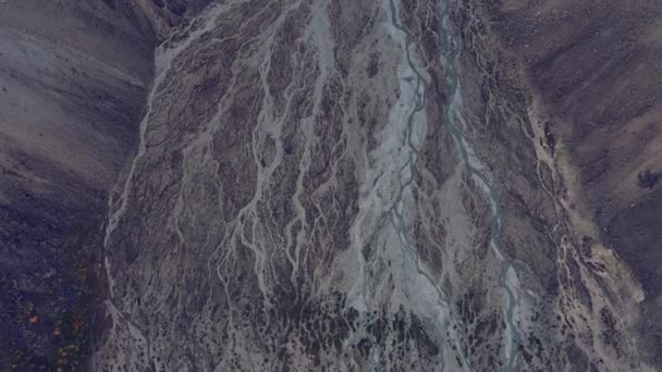 Unglaubliche Flussmuster Fuße Eines Gletschers Norwegen — Stockvideo