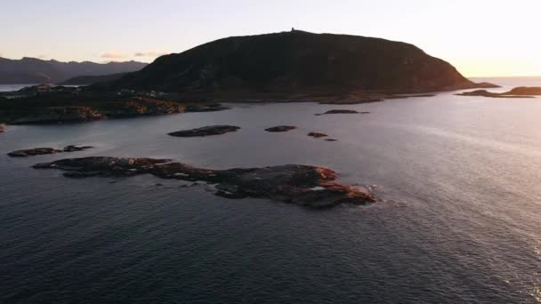 Kuzey Kutbu Norveç Çarpıcı Kıyı Manzarası — Stok video