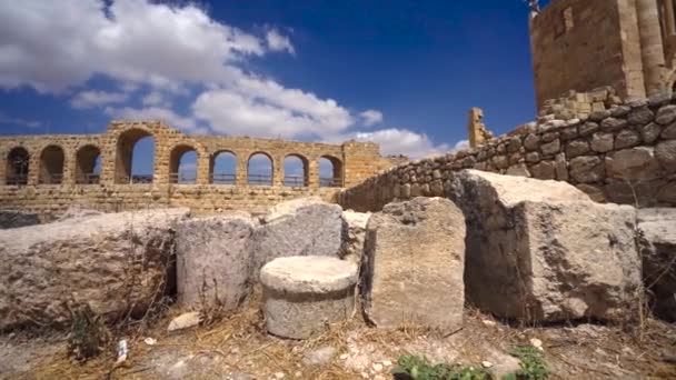 ヨルダンのヒッポドロームの壁とエルサレムの古代都市のアーチ — ストック動画