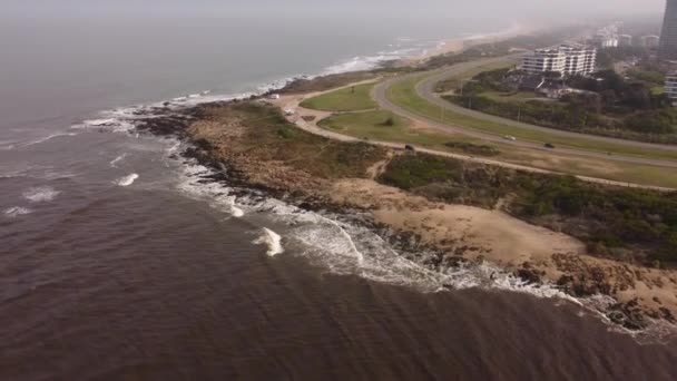 Punta Del Este Estrada Panorâmica Costeira Com Mau Tempo Uruguai — Vídeo de Stock