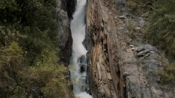 Arroyo Agua Durante Recorrido Por Cascadas Baos Agua Santa Ecuador — Vídeos de Stock