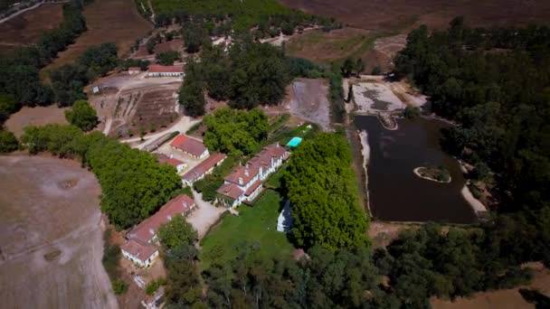 Magas Tengerszint Feletti Magasság Drone Rotate View Portuguese Countryside Estate — Stock videók