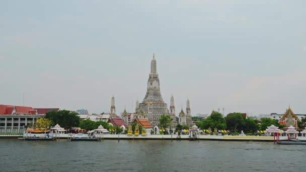 Wat Arun Chao Phraya River Bangkok Thailand City Skyline Cityscape — Stok video