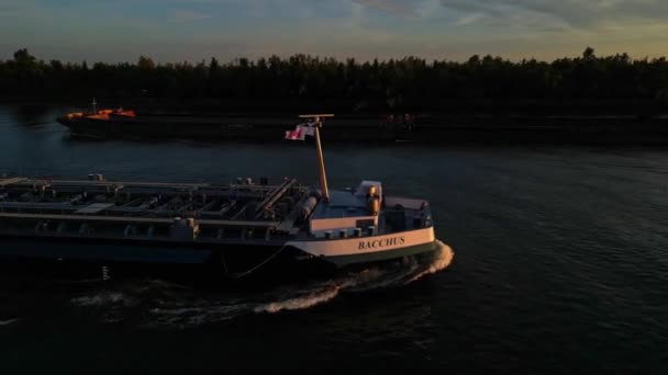 Circle Dolly Foward Bow Bacchus Inland Liquid Tanker Sailing Oude — стокове відео
