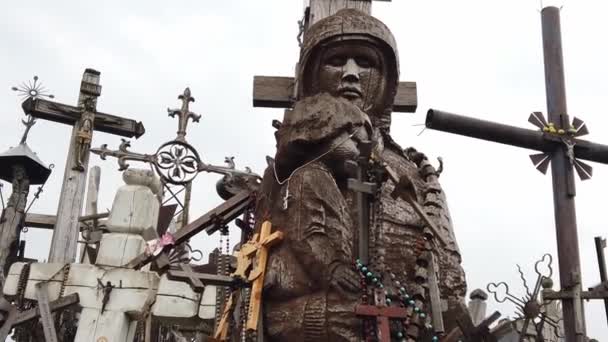 Славетний Літуанський Пагорб Хрестів — стокове відео