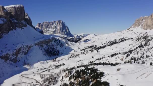 Dolomity Hory Pokryté Zimním Sněhu Modrým Nebem Pozadí Severovýchodní Itálii — Stock video