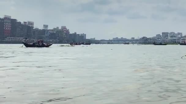 Water Level View Boats Traveling Buriganga River — Stock Video