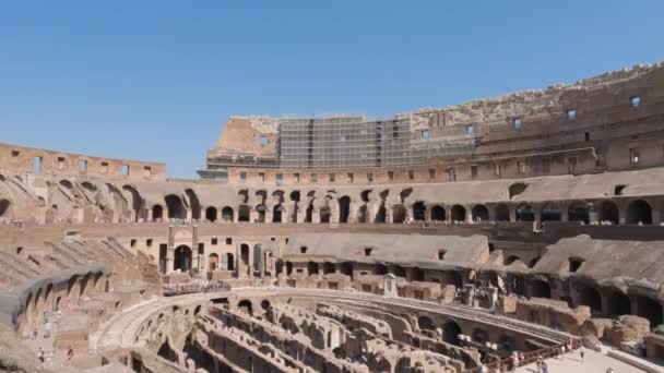 Panning Opgenomen Het Beroemde Colosseum Rome Zonnige Dag Ovale Amfitheater — Stockvideo