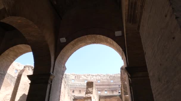 Είσοδος Στην Αρένα Αψίδα Του Εσωτερικού Κολοσσαίου Στη Ρώμη — Αρχείο Βίντεο