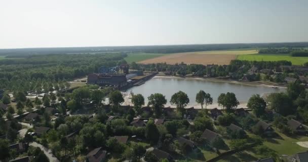 Widok Drona Zbliża Się Resort Hof Van Saksen Nooitgedatch Holandii — Wideo stockowe
