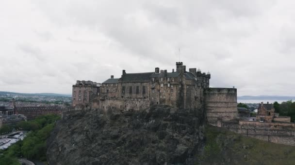 Castelo Edimburgo Escócia Panorâmica Aérea Edifício Histórico Atração Turística Famosa — Vídeo de Stock