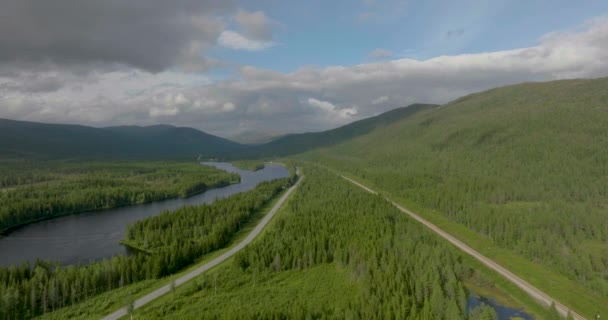 Long Road Spruce Forest Highway Namsen River Namsskogan Norway — 비디오