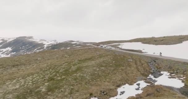 Sensationeel Uitzicht Vanuit Lucht Uitgestrekt Westelijk Noors Besneeuwd Berglandschap — Stockvideo