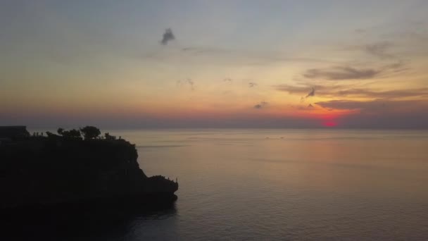 Orbit Udara Orang Berkumpul Tempat Yang Indah Untuk Melihat Matahari — Stok Video
