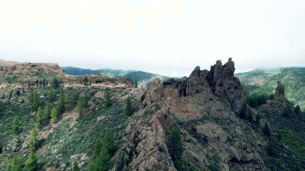 Rugged Volcanic Rock Formations Roque Nublo Rural Park Gran Canaria — Stock Video