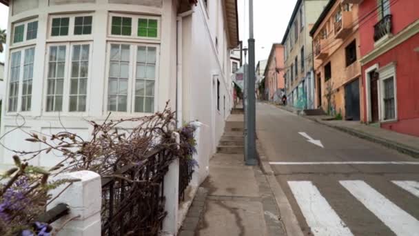 Vista Panorámica Las Calles Vacías Del Cerro Alegre Colorido Pintoresco — Vídeos de Stock