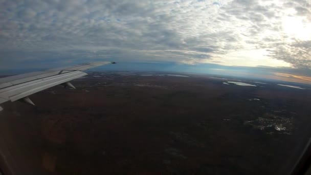 Προσγείωση Στο Αεροδρόμιο Churchill Manitoba Βόρεια Καναδά Άποψη Από Παράθυρο — Αρχείο Βίντεο