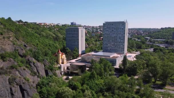 Воздушный Беспилотник Видом Гуманитарный Факультет Карлова Университета Праге Чешская Республика — стоковое видео