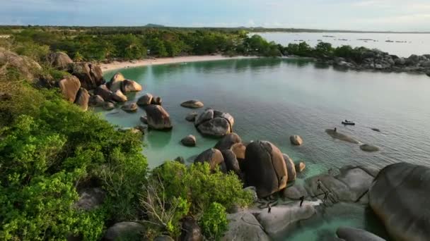 Lanskap Udara Luas Granit Batu Pantai Pulau Tropis Pantai Selama — Stok Video