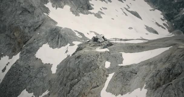 Julijan Alpleri Ndeki Slovenya Dağ Kulübelerinin Helikopterinden Sloven Dağları Çekildi — Stok video