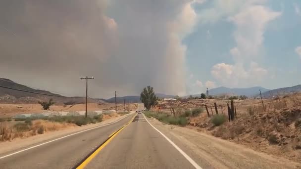 Hemet Kalifornie Usa Září 2022 Silnice Uprostřed Pahorku Mohutném Požáru — Stock video