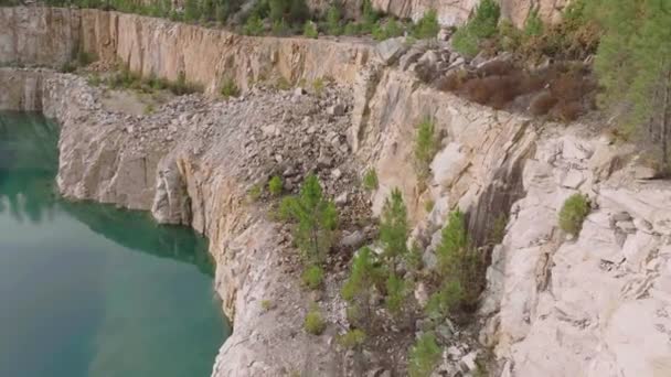 Opuszczony Kamieniołom Granitowy Cartelle Ourense Hiszpania Zdjęcia Dronów Lotniczych — Wideo stockowe