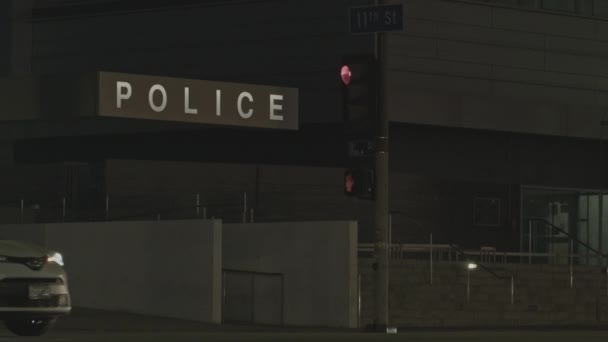 Zewnętrzny Posterunek Policji Agencja Egzekwowania Prawa Chicago — Wideo stockowe