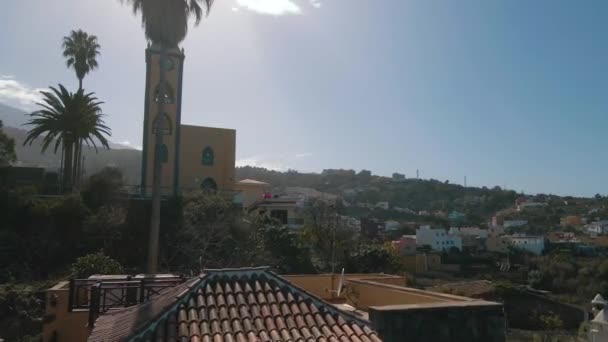 Aerial Dolly Shot Going Steeple Church Church Bell Clock Ισπανία — Αρχείο Βίντεο