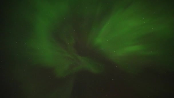 Kijkend Naar Corona Explosie Van Licht Aurora Borealis Lucht Handheld — Stockvideo