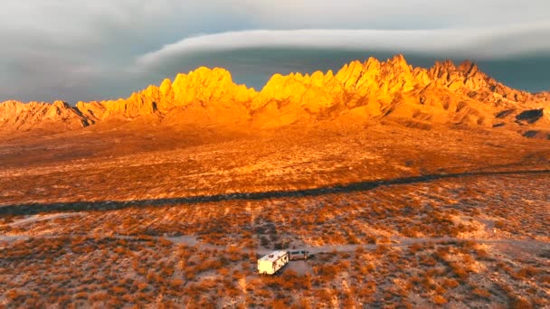 Góry Organowe Rugged Peaks Tower Nad Pustynią Chihuahuan Południowym Nowym — Wideo stockowe