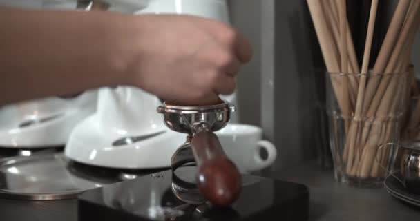 Barista Preparing Coffee Restaurant Fresh Milled Coffee Beans — Stock Video