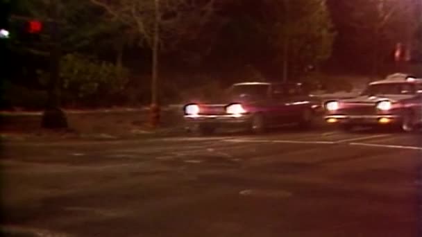 1984 Night Traffic Streets — Stock Video