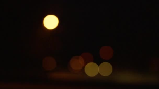 Fuera Foco Conducción Conducción Nocturna Tiempo Después Calle Bokeh Oscuro — Vídeos de Stock