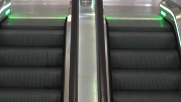 Escada Rolante Vazia Terminal Aeroporto Centro Negócios Shopping Center Interior — Vídeo de Stock