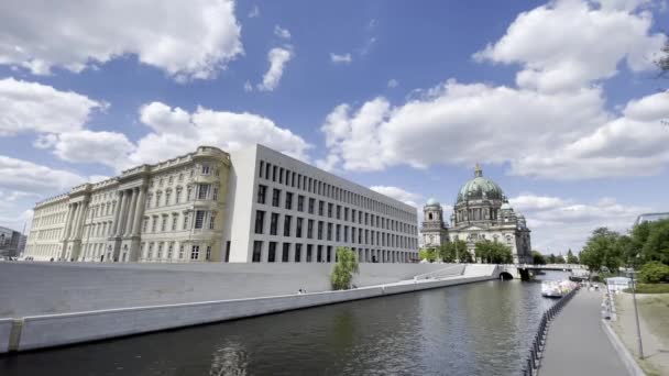Nowoczesna Fasada Odnowionego Forum Humboldta Berlinie — Wideo stockowe