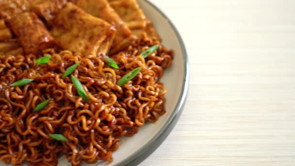 Jajangmyeon Jjajangmyeon Odeng Omuk Korean Instant Noodles Korean Fish Cake — Stockvideo
